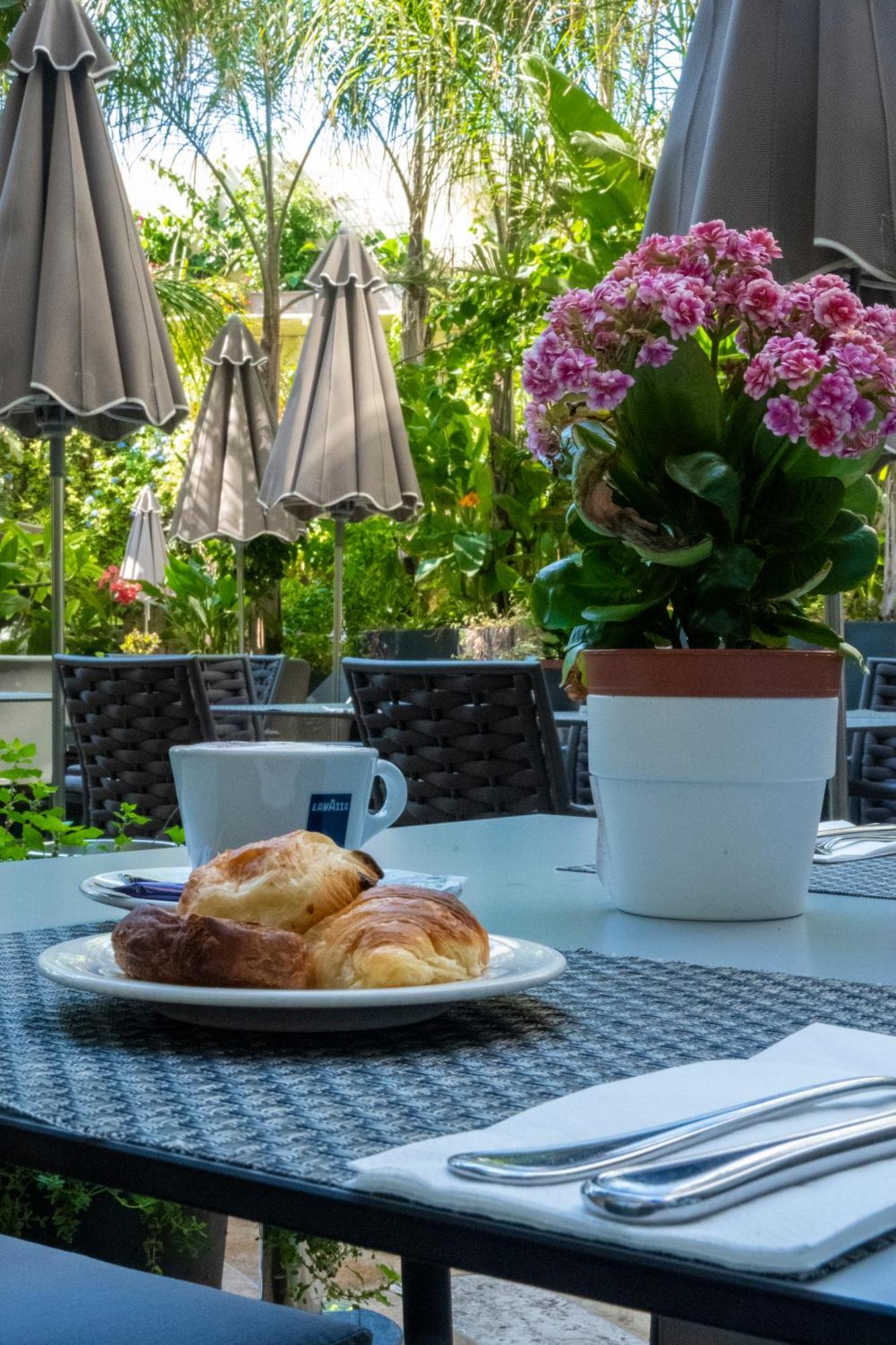 The Village Boutique And Spa Naxxar Kültér fotó